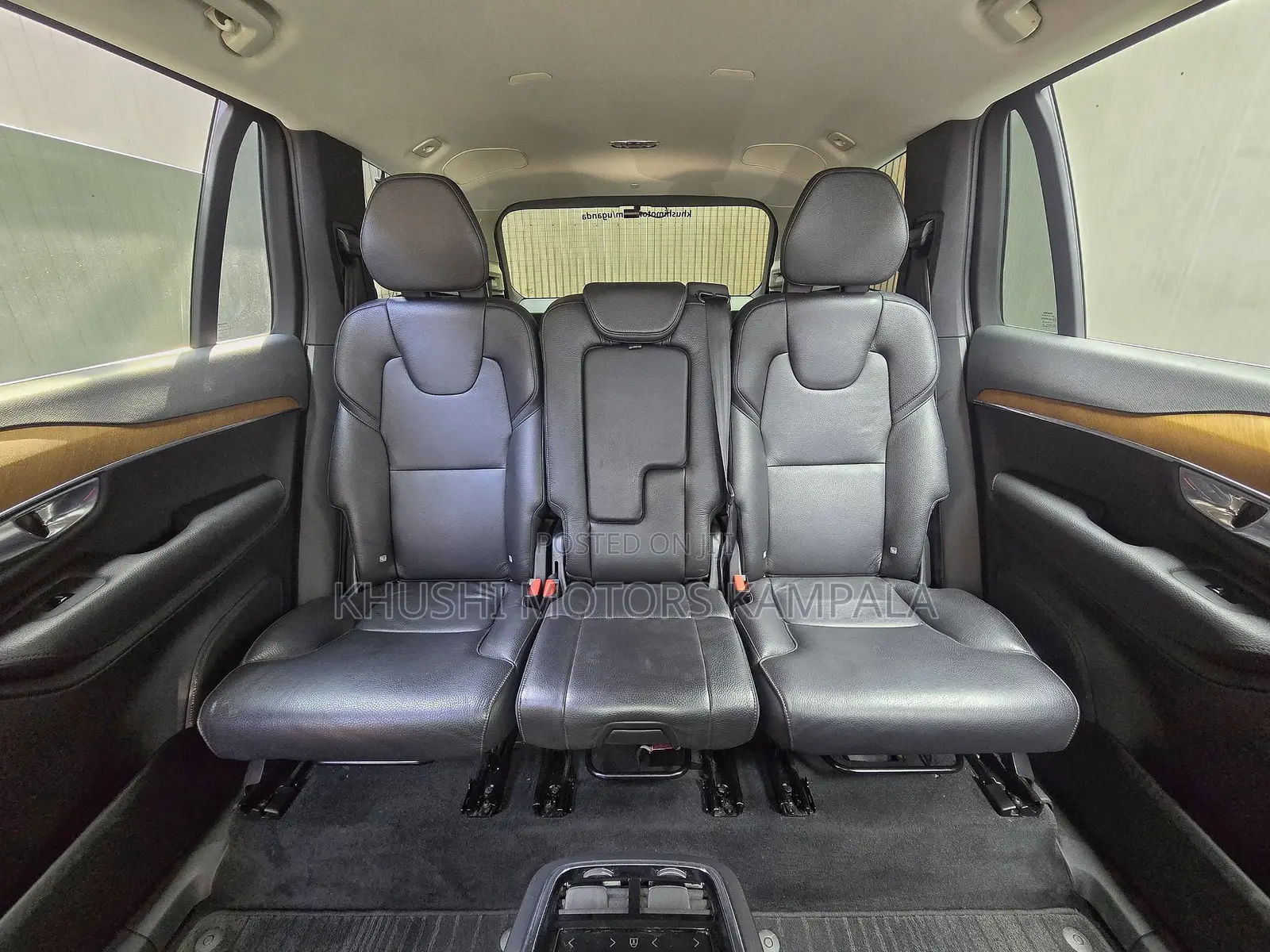 Volvo XC90 T5 Momentum AWD (2.0L 4cyl 8A) 2017 Beige
