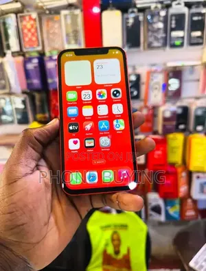 Apple iPhone 12 128 GB Red