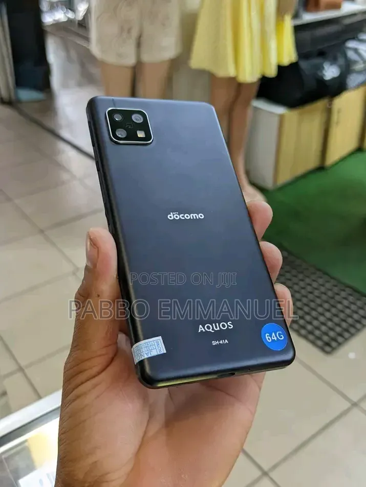 Sharp Aquos sense5G 64 GB Black