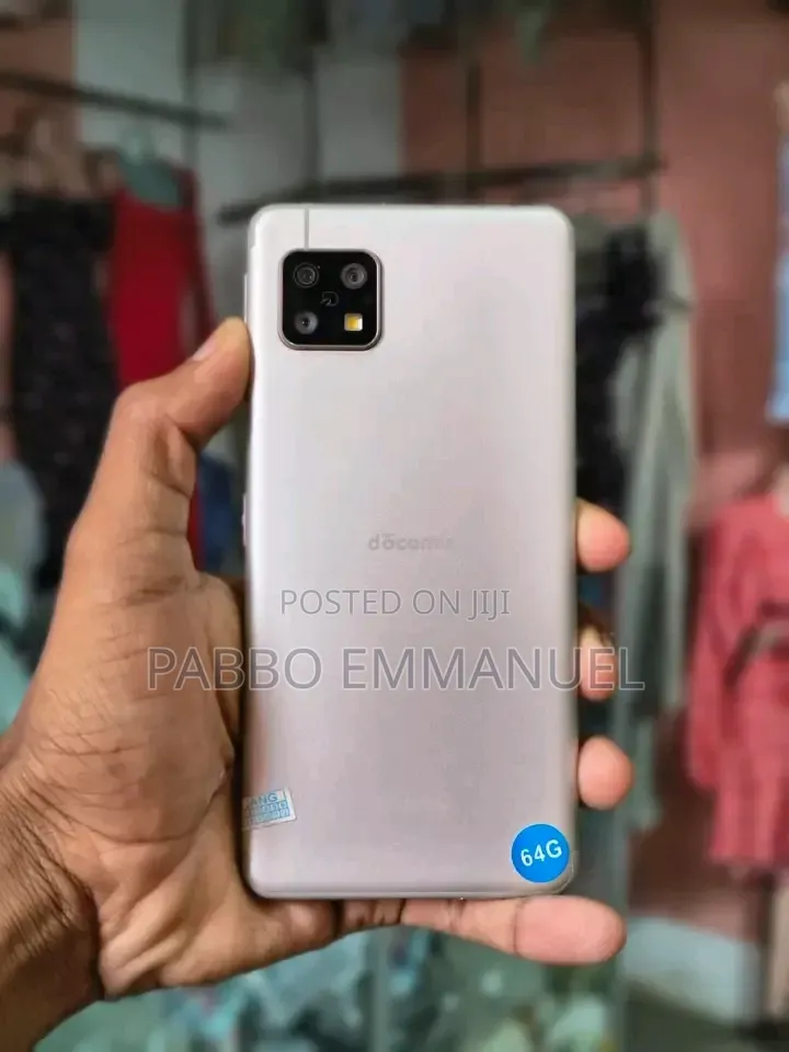 Sharp Aquos sense5G 64 GB Gold