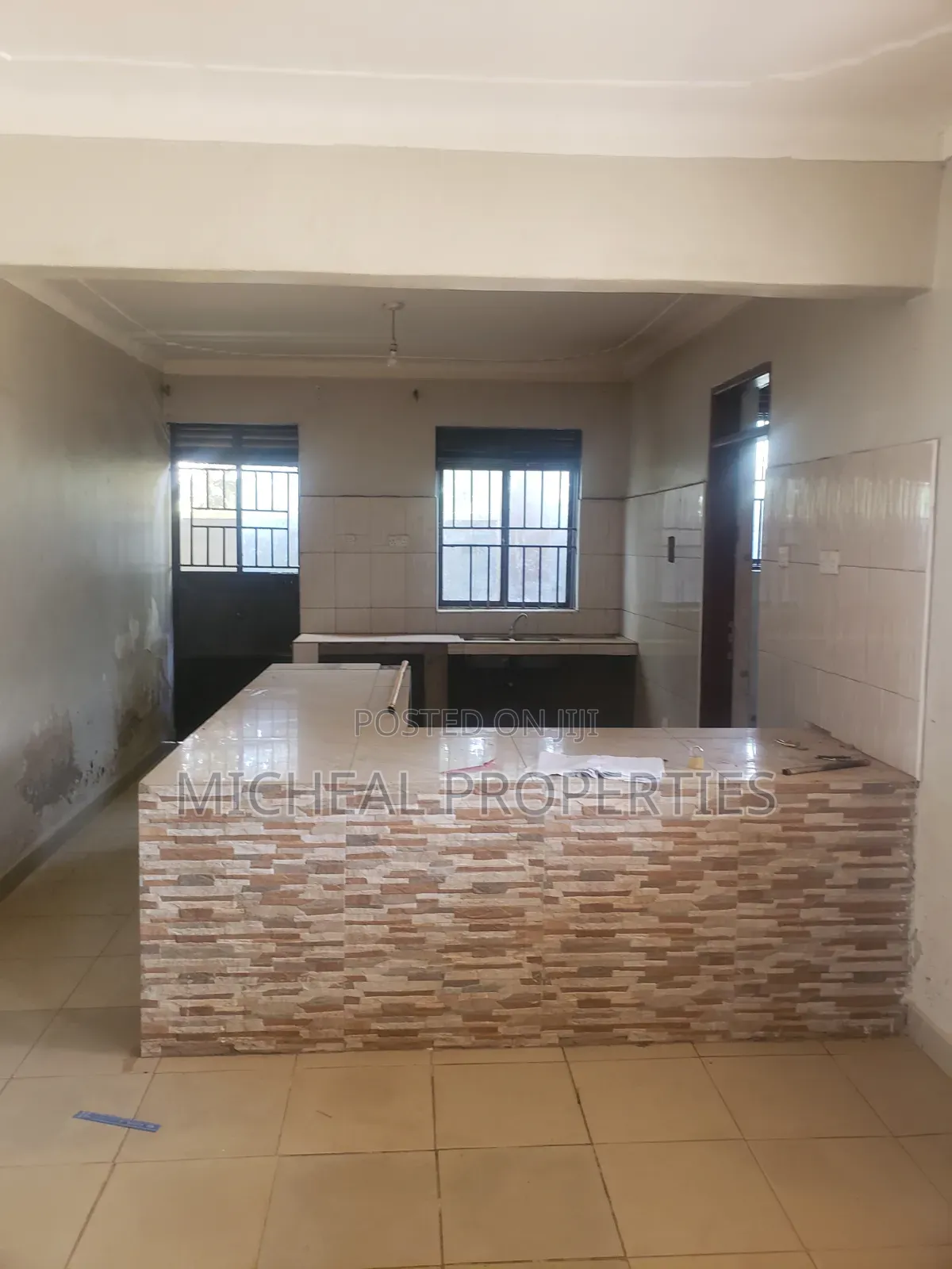 3bdrm House in Manyangwa 145M With, Wakiso / Wakiso for sale