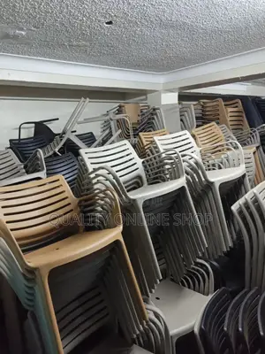 Monopolistic Plastic Chairs Plastic Chairs