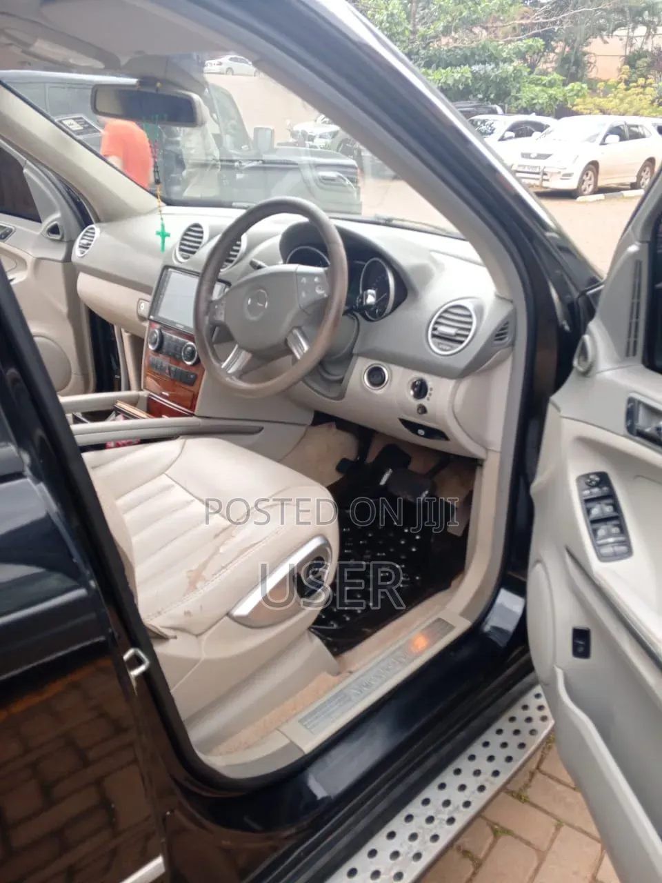 Mercedes-Benz E300 2006 Black