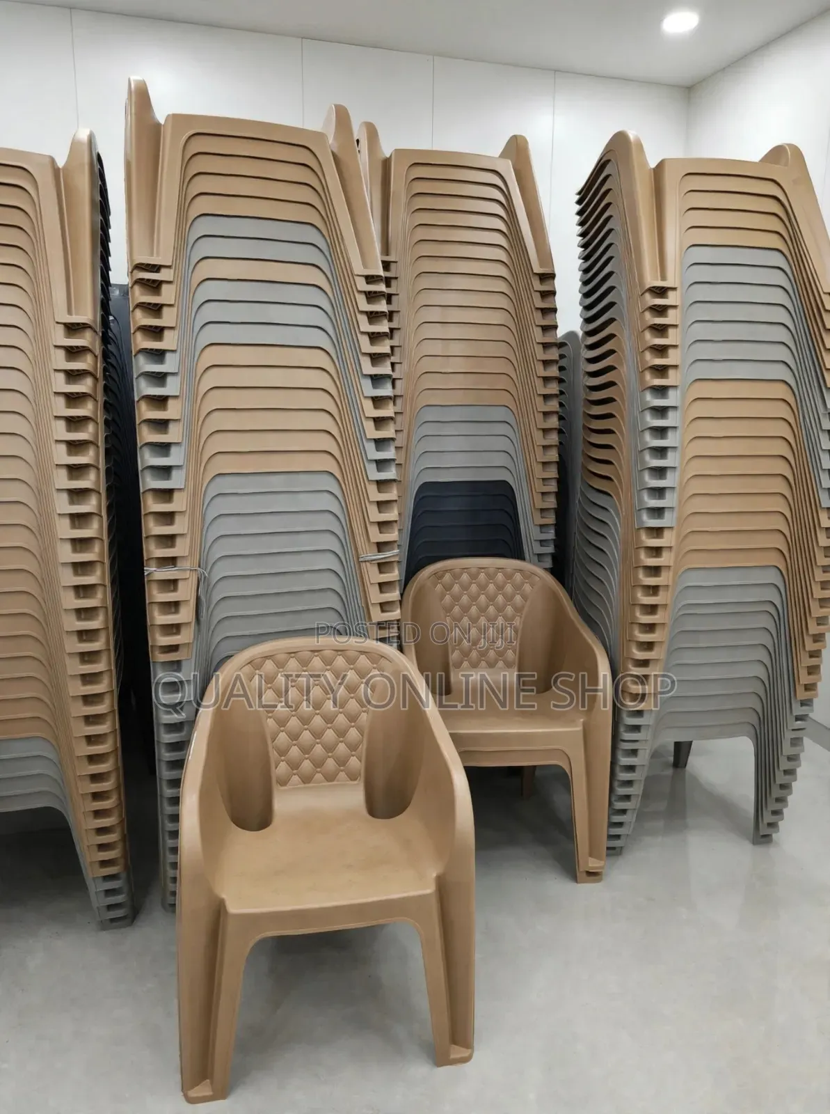 Chroma Sofa Plastic Chairs Plastic Chairs