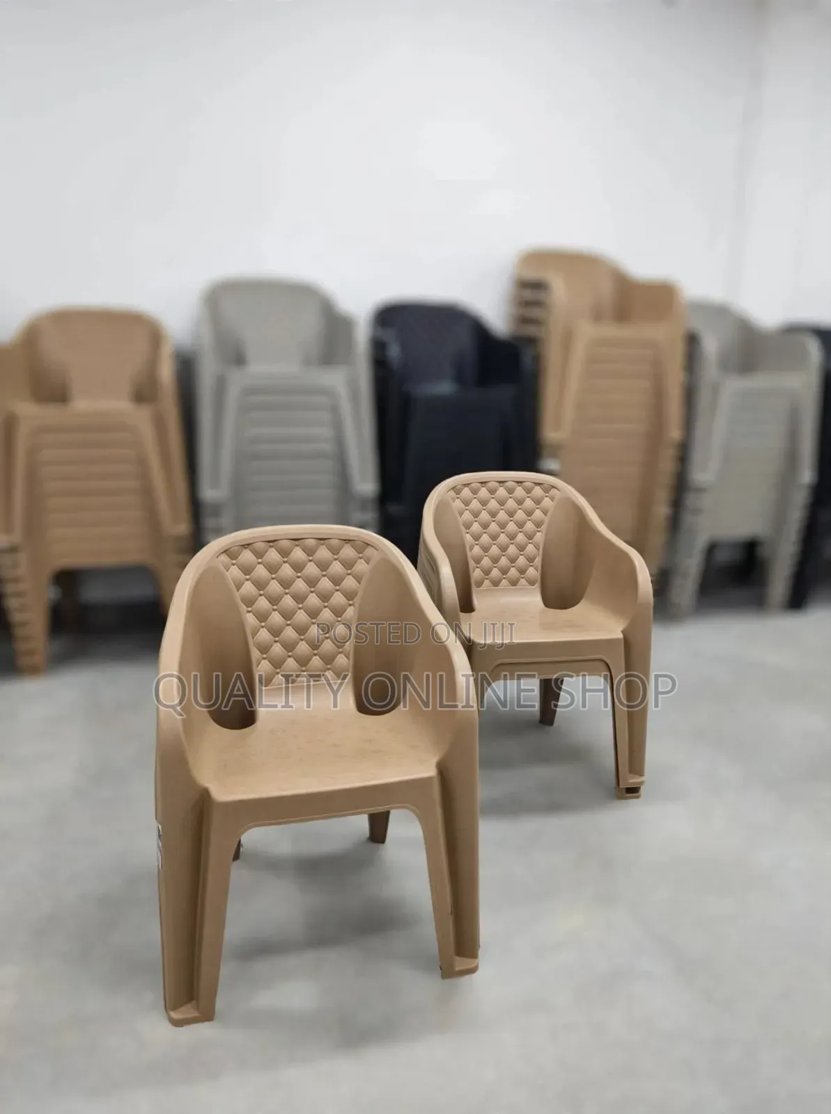 Chroma Sofa Plastic Chairs Plastic Chairs