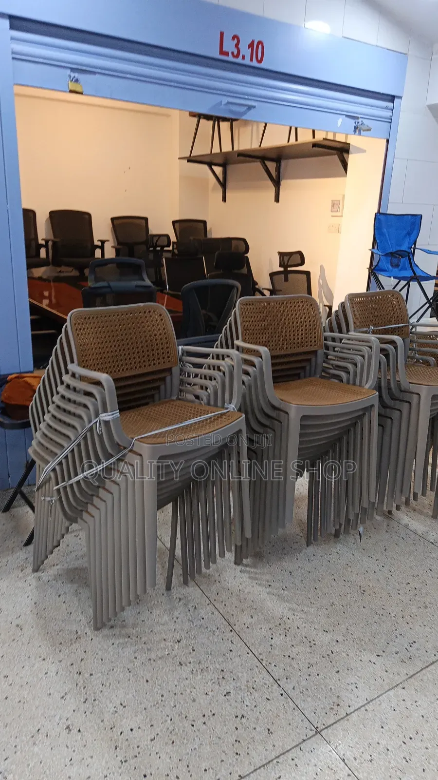 Visitors Plastic Chairs Plastic Chairs
