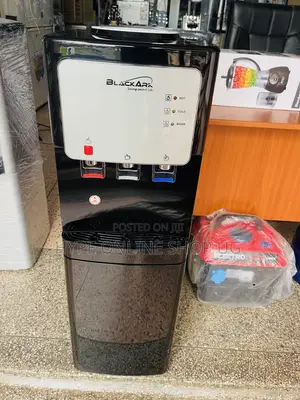 One Month Used Blackark 3taps Water Dispenser With Afridge