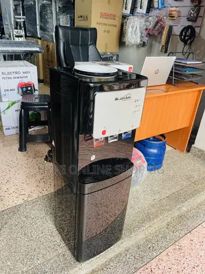 One Month Used Blackark 3taps Water Dispenser With Afridge