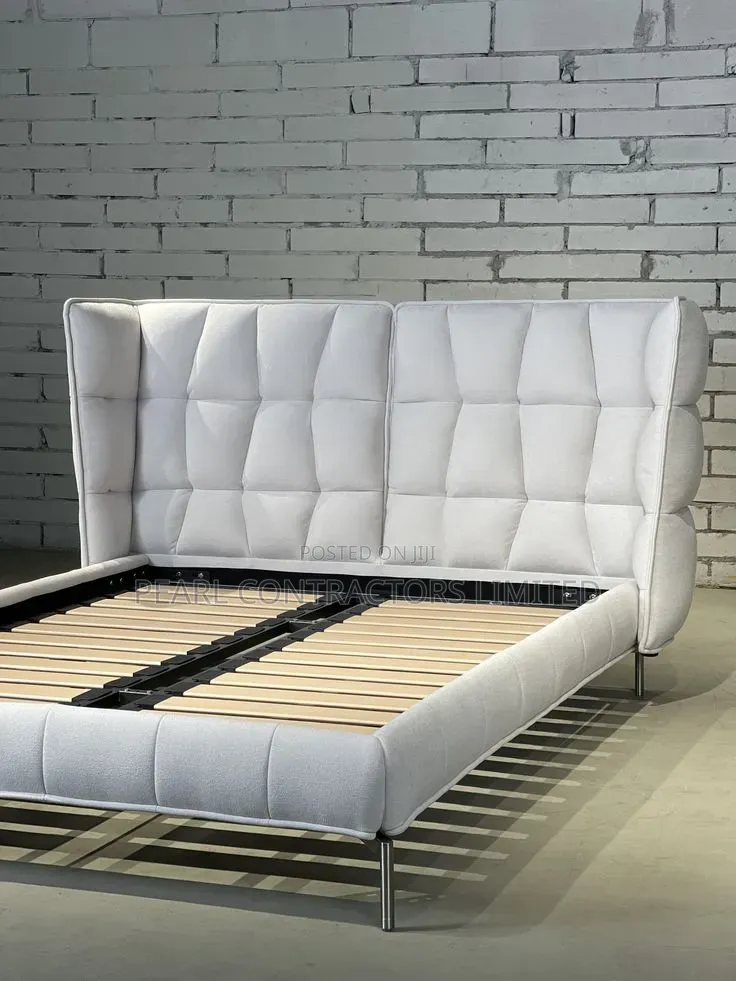 Beds/Vinetti Dressed Beds in Any or Size Colour From 1,500,000/-