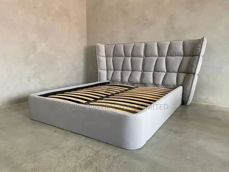 Beds/Vinetti Dressed Beds in Any or Size Colour From 1,500,000/-