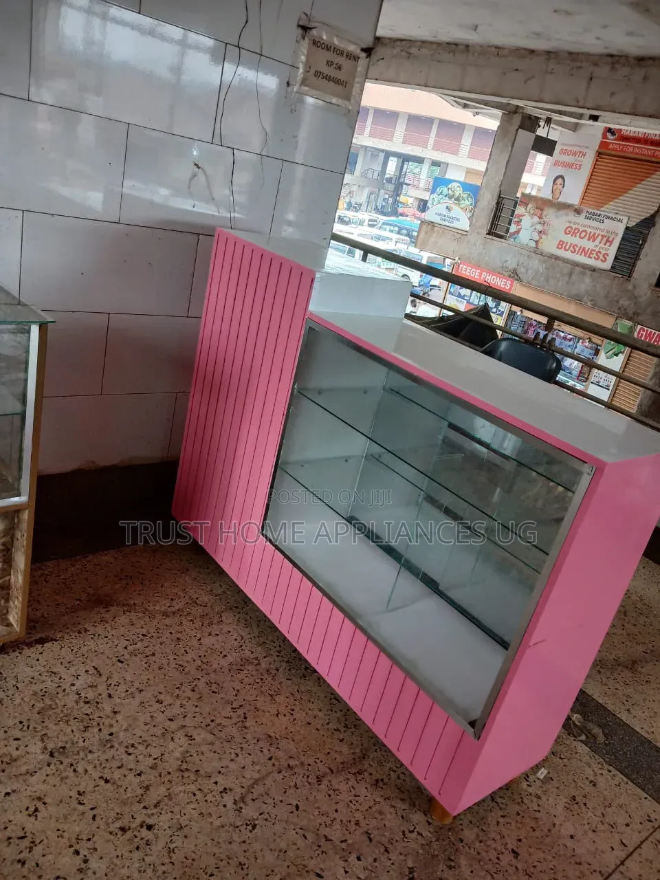 5 Ft Pink Display Counter