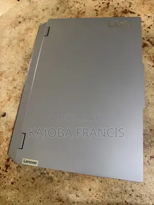 Laptop Lenovo LOQ 15IRH8 16GB Intel Core i7 SSD 512GB