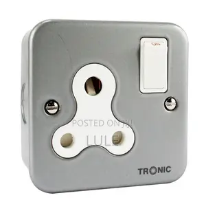 TRONIC Metal Clad Single Switched Socket - 13A