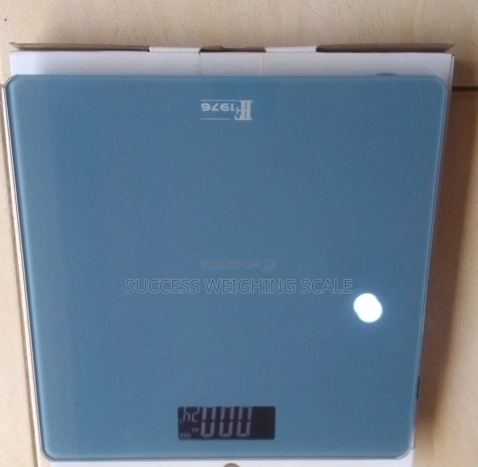 Tempered Glass Weighing Scale Body Weigh 180kg Weighing Scale