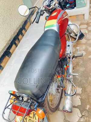 Bajaj Boxer 100 2019 Red