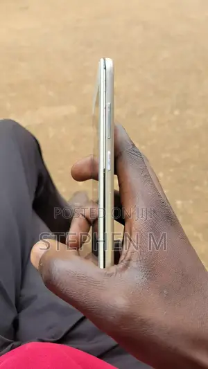 Vivo Y67 32 GB Bronze