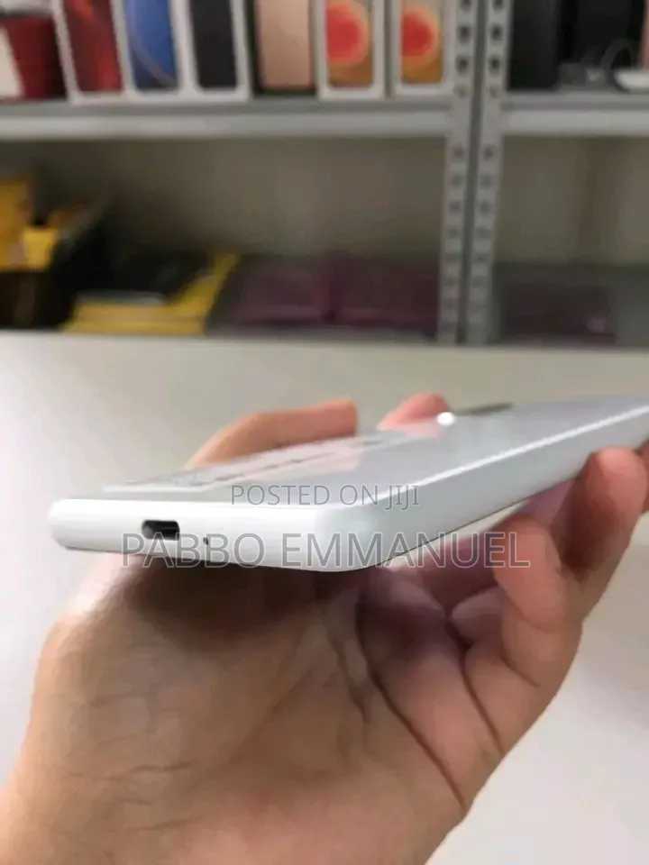 Sony Xperia 10 II 64 GB White