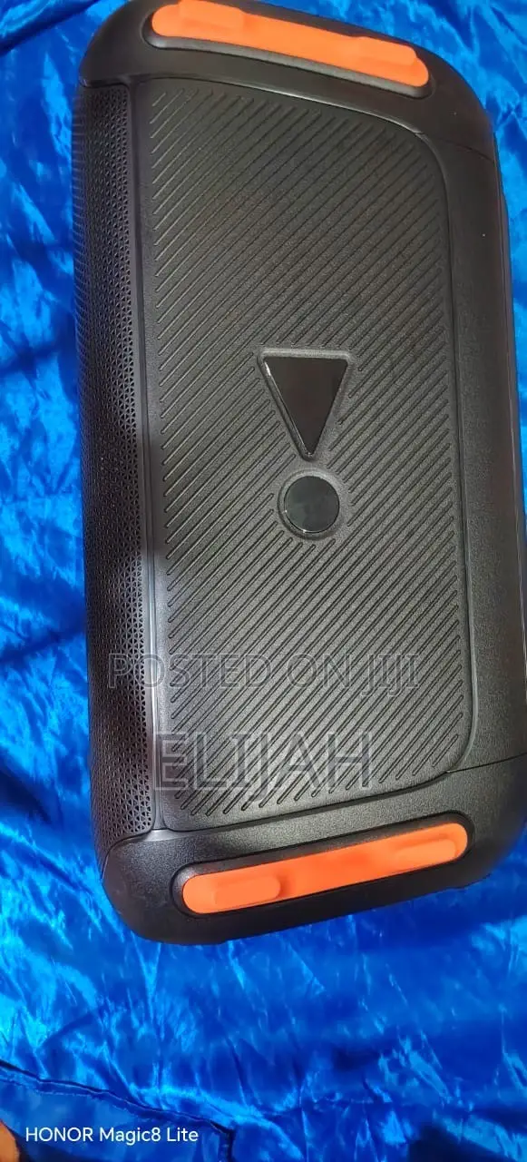 Party Box JBL 110
