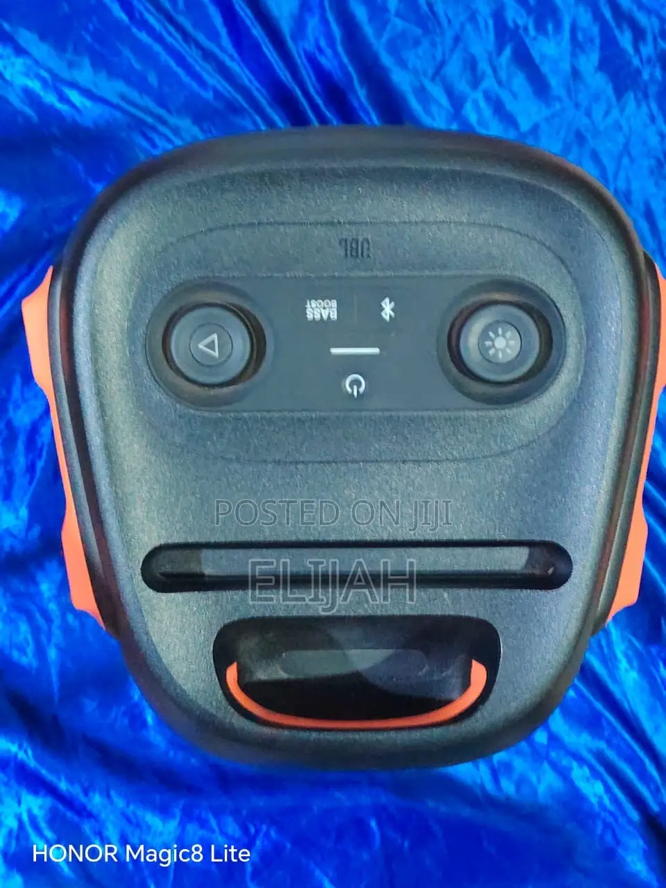 Party Box JBL 110