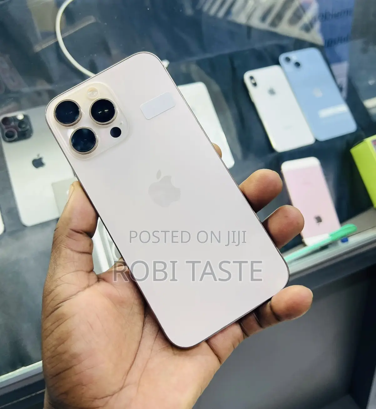 Apple iPhone 16 Pro Max 256 GB Gold