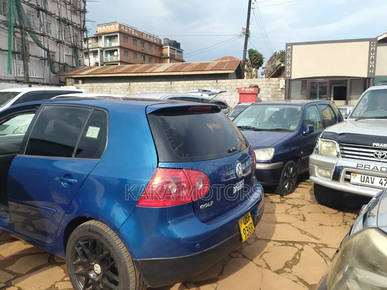 Volkswagen Golf 2005 Blue