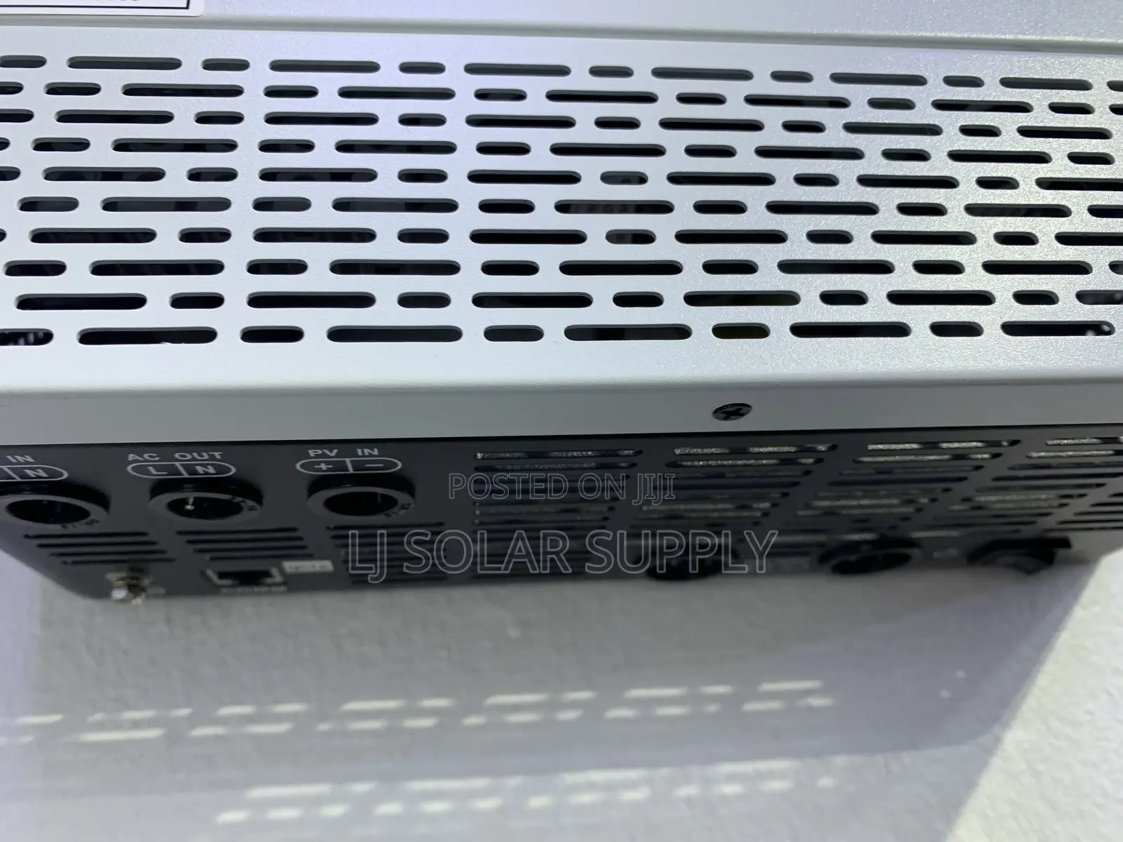 Hybrid Inverter 2000w/12v