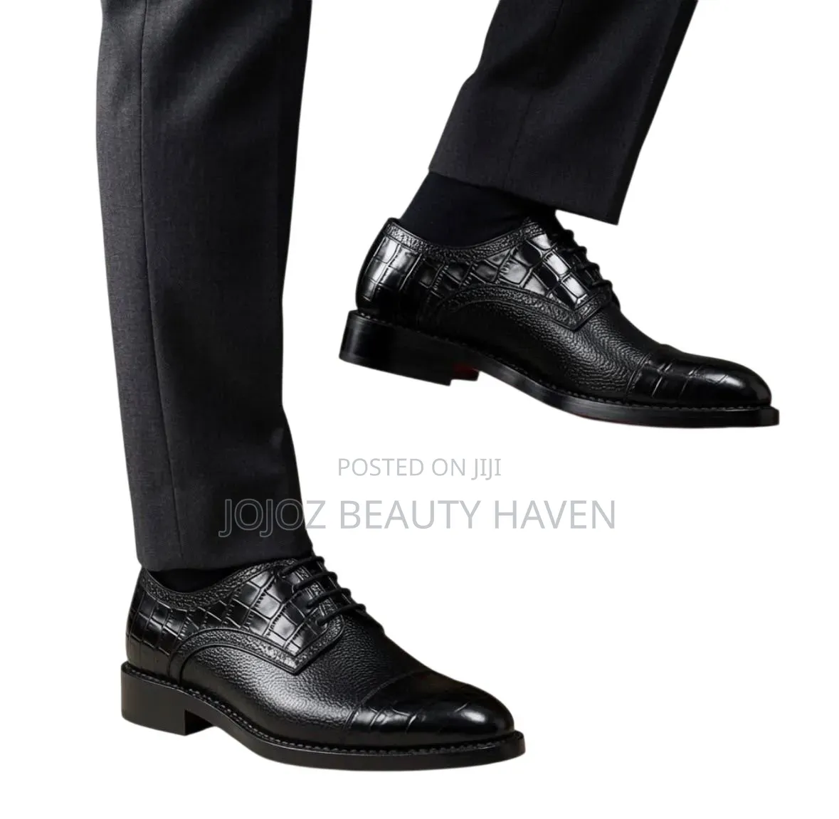 Crocodile-Embossed Leather Gentle Shoes