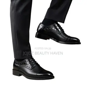 Crocodile-Embossed Leather Gentle Shoes