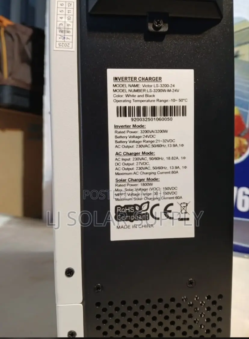Hybrid Inverter 3200w/24v
