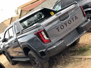 New Toyota Hilux Active (Diesel) 2026 Blue