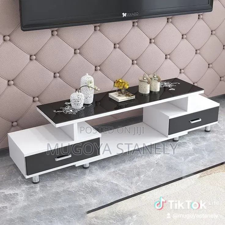 Wiggle TV Stand