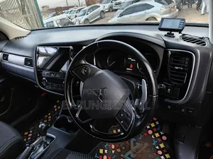 Mitsubishi Outlander 2016 Black