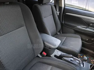 Mitsubishi Outlander 2016 Black