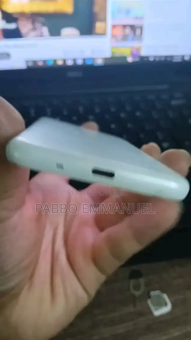 Sharp Aquos Ever SH-02J 16 GB Green