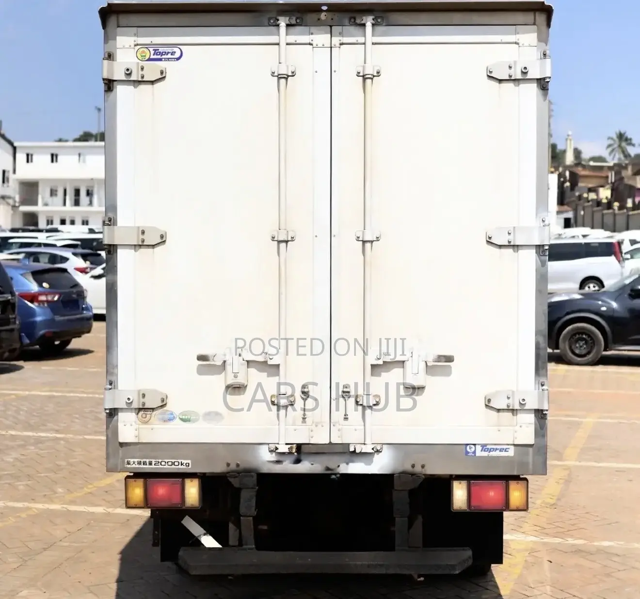 Isuzu Elf Refrigerator