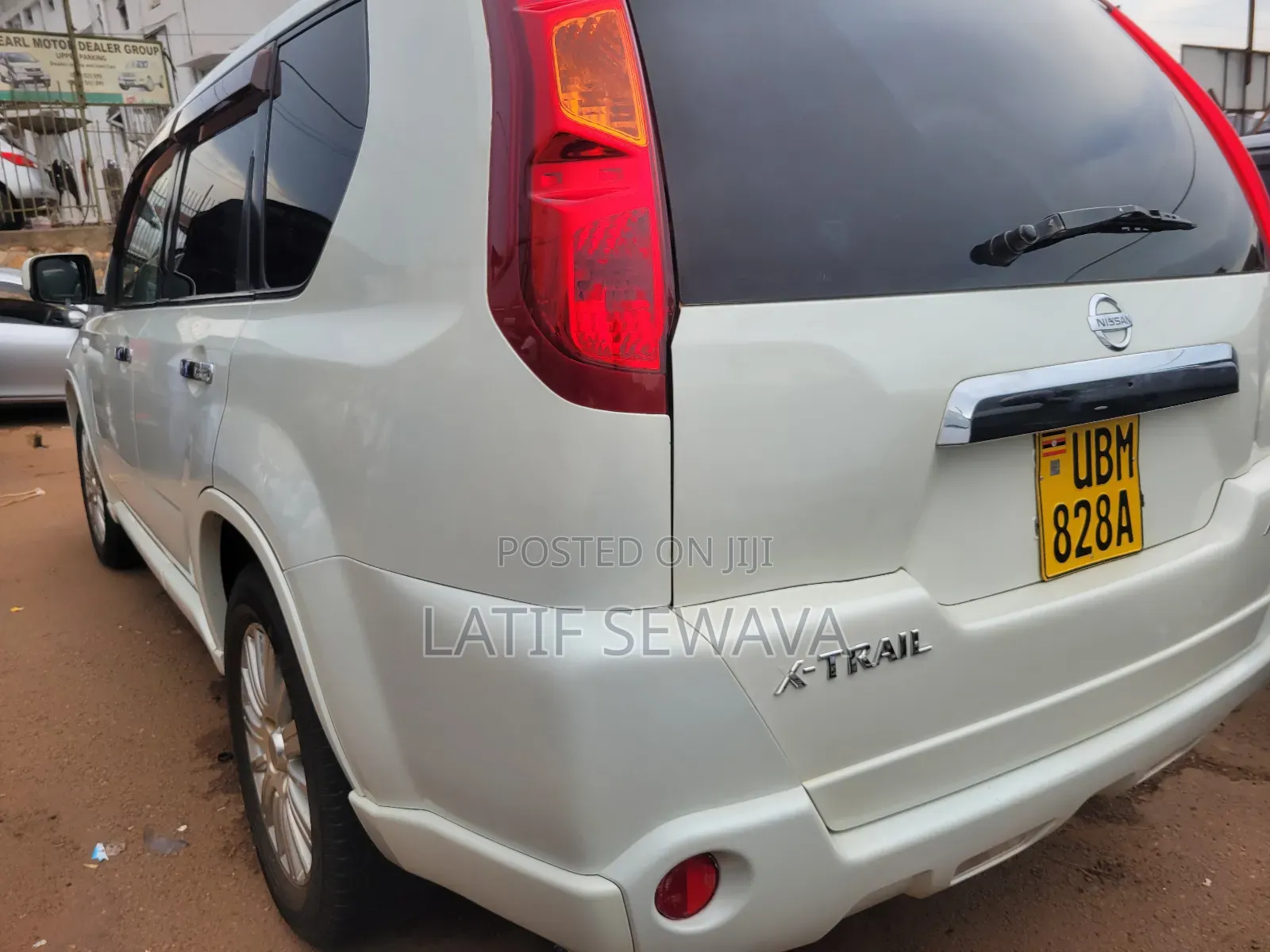 Nissan X-Trail 2.0 Petrol XE 2010 White