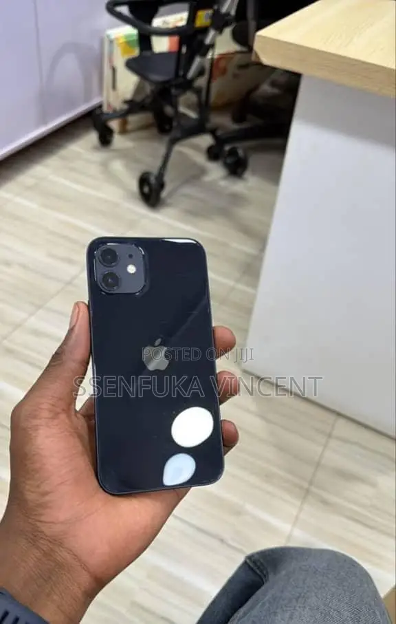 Apple iPhone 12 64 GB Blue