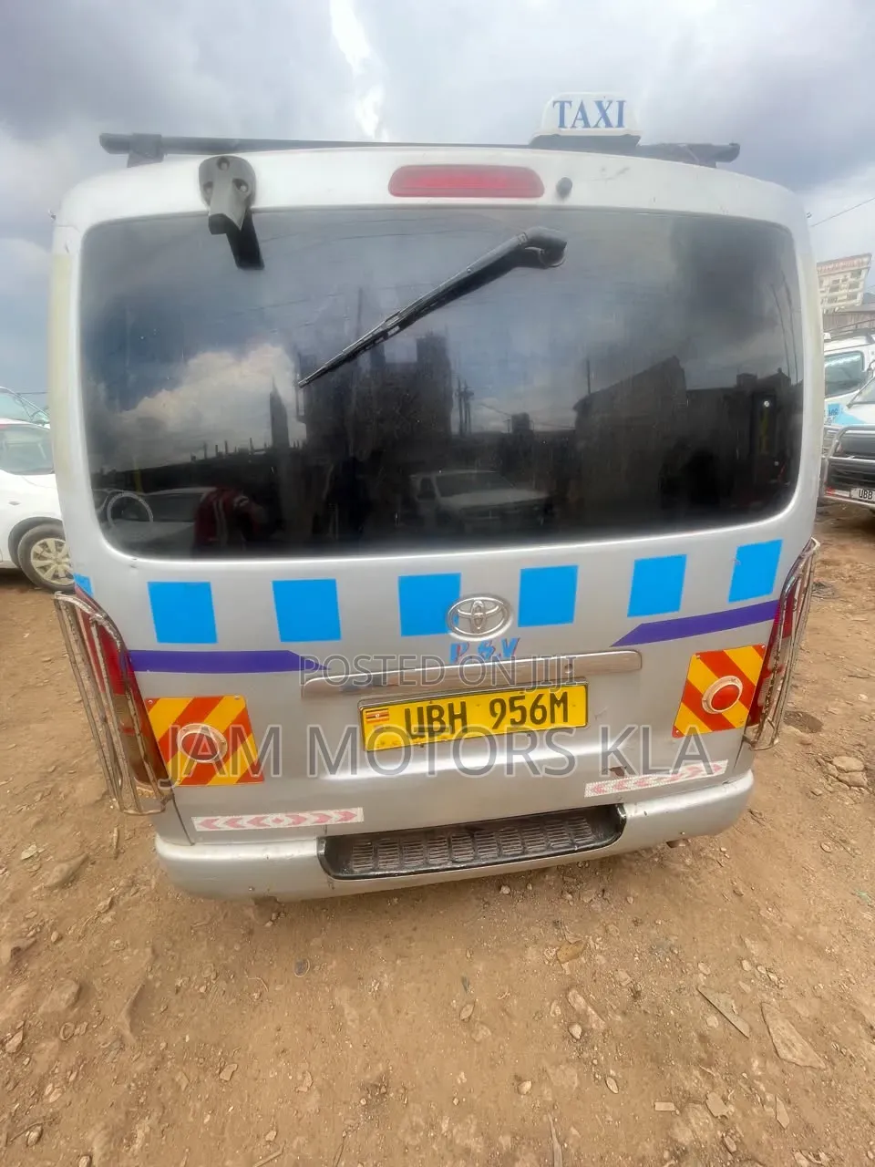 Toyota HiAce 2008 White