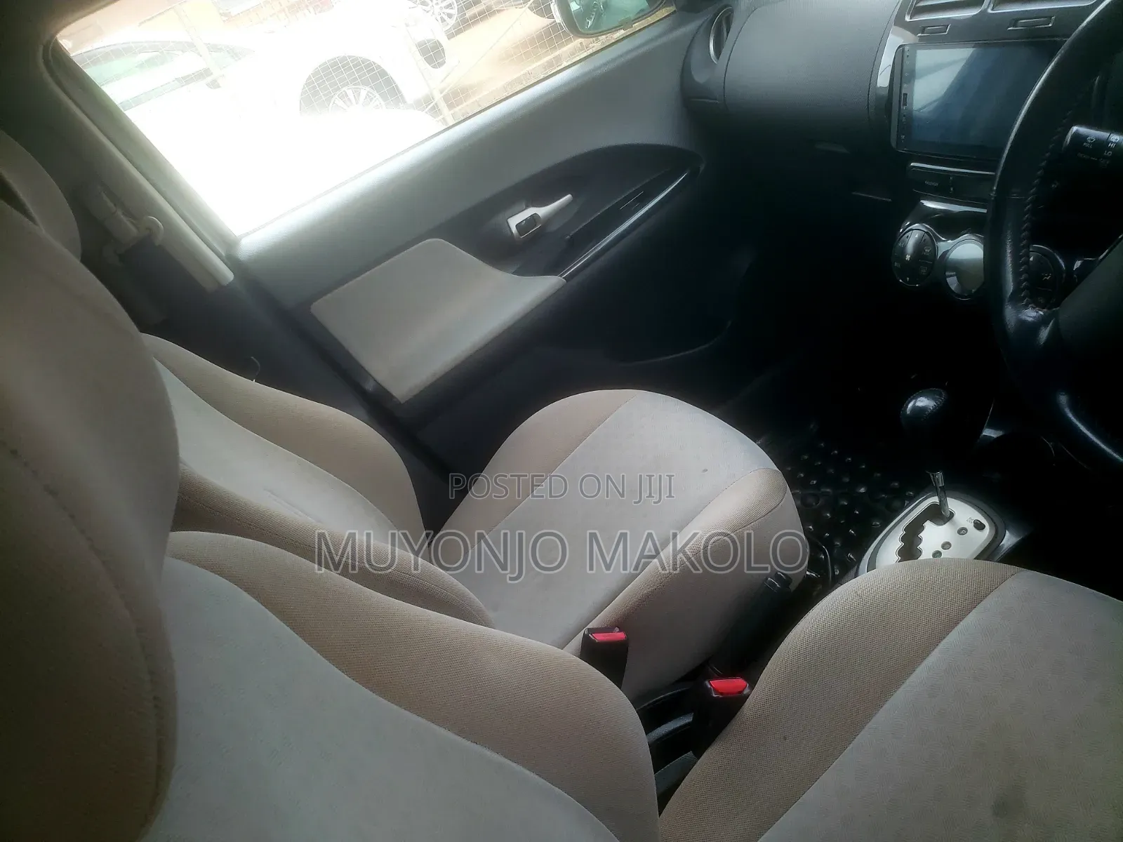 Toyota IST 2008 Silver
