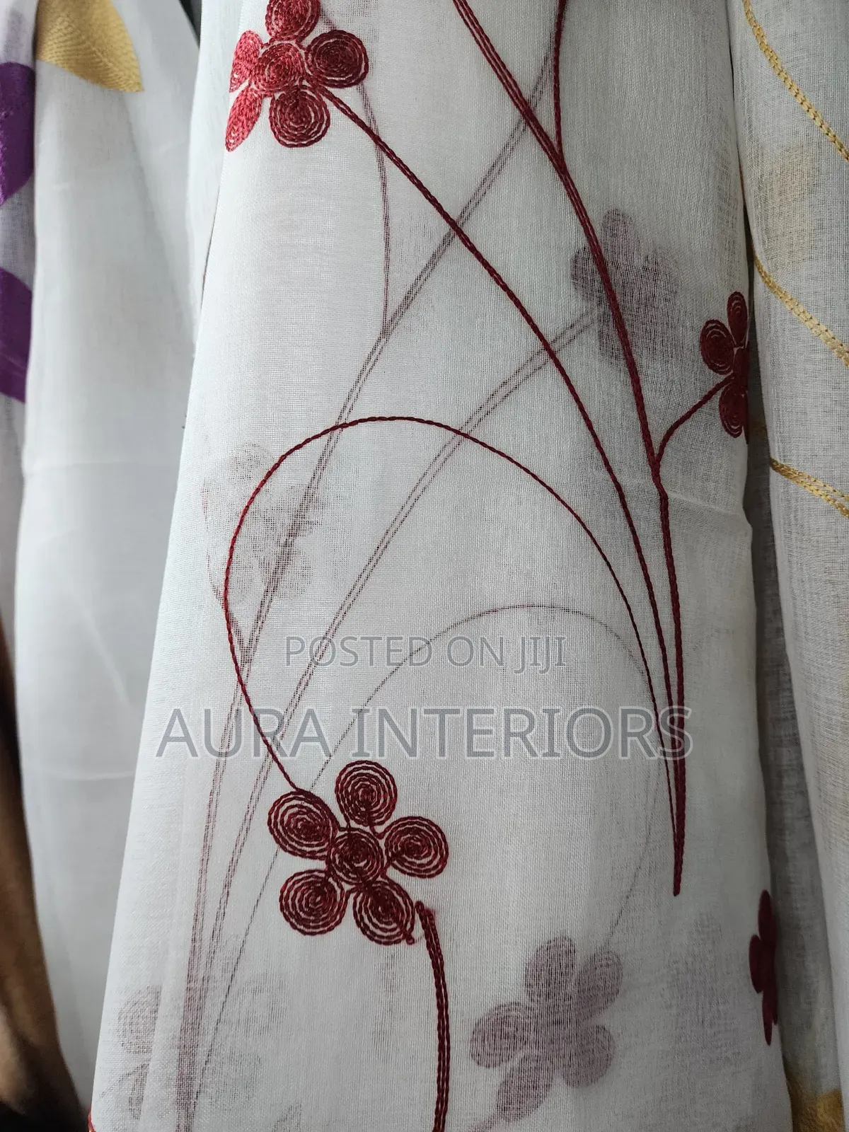 Find the Right Curtain Color