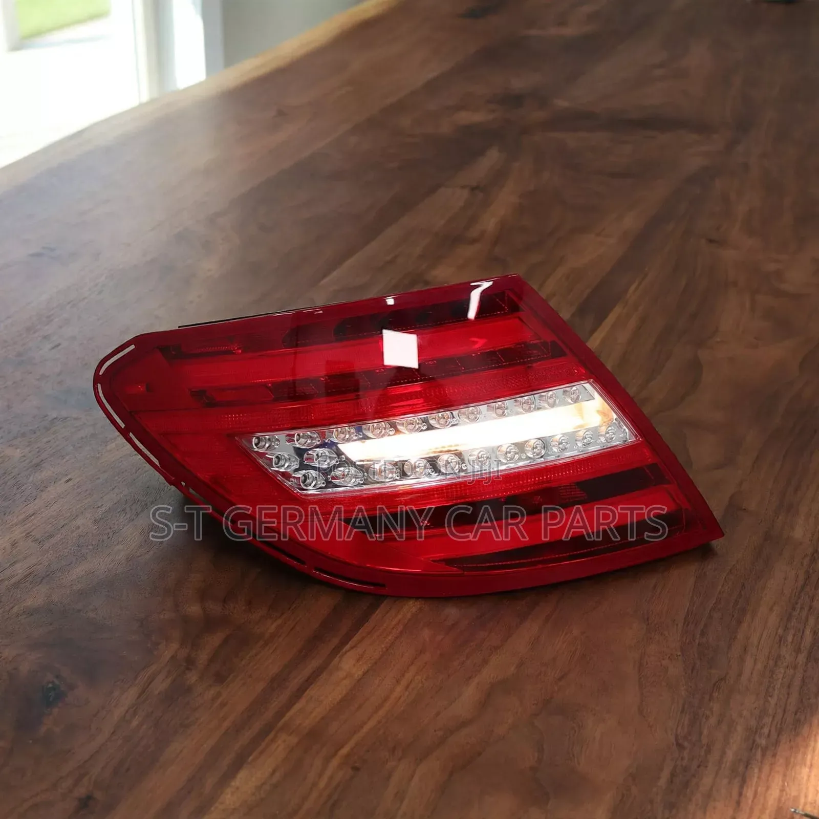 Tail Lights/Rear Lights for Mercedes Benz W204,C200,C300