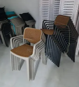 Cafe/Bars/Restaurant/Hotels Plastic Chairs
