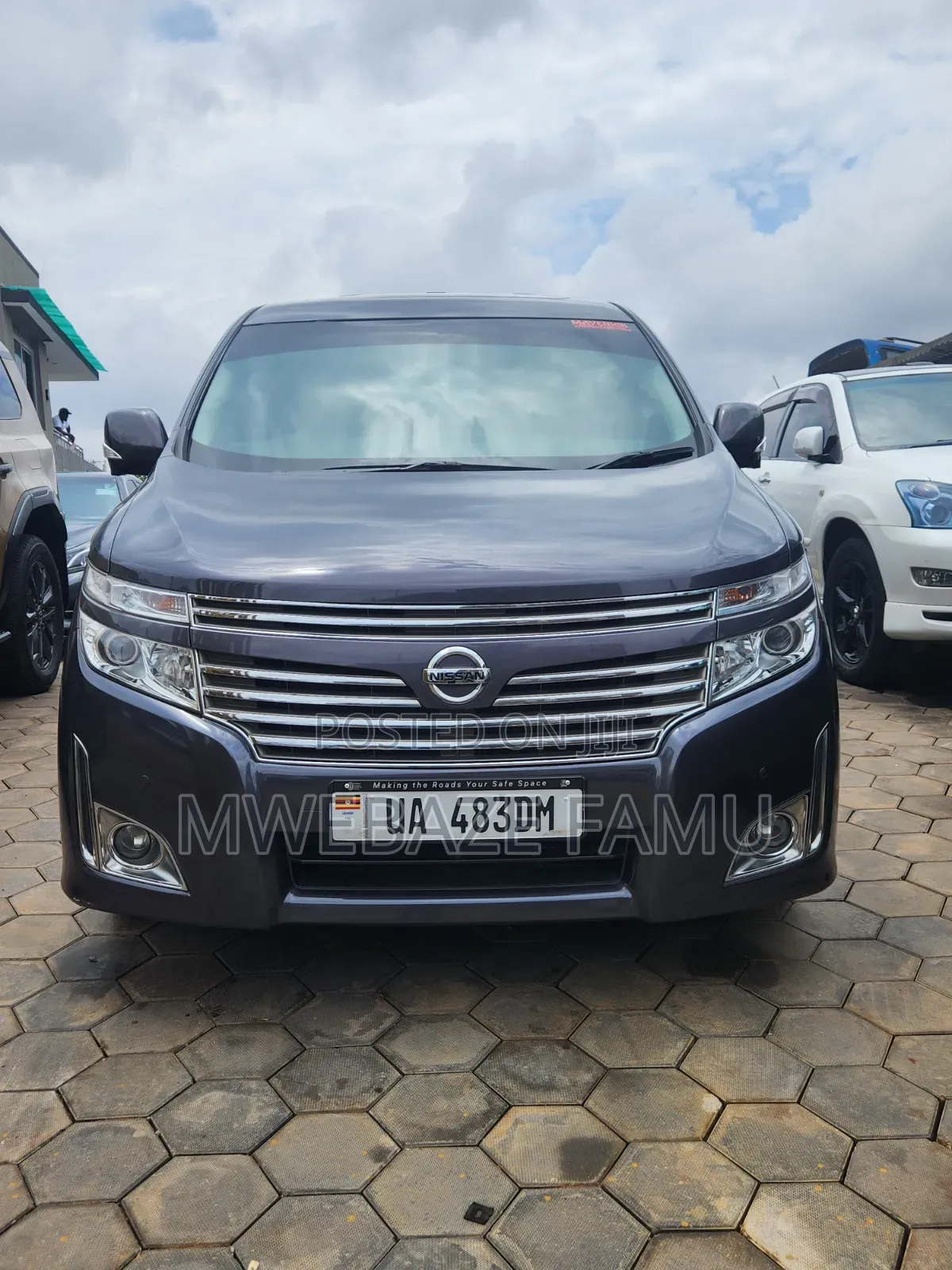 Nissan Elgrand 2015 Gray