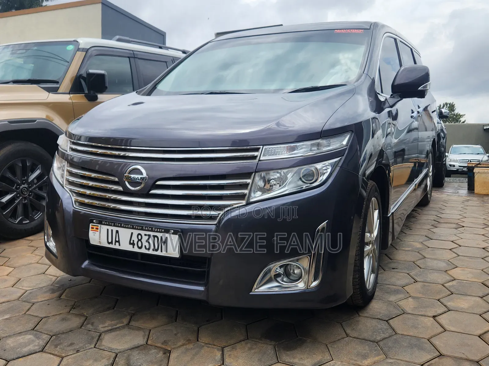 Nissan Elgrand 2015 Gray