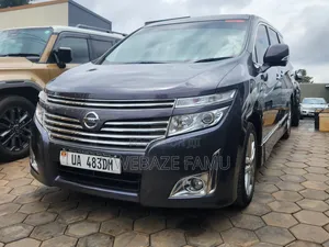 Nissan Elgrand 2015 Gray