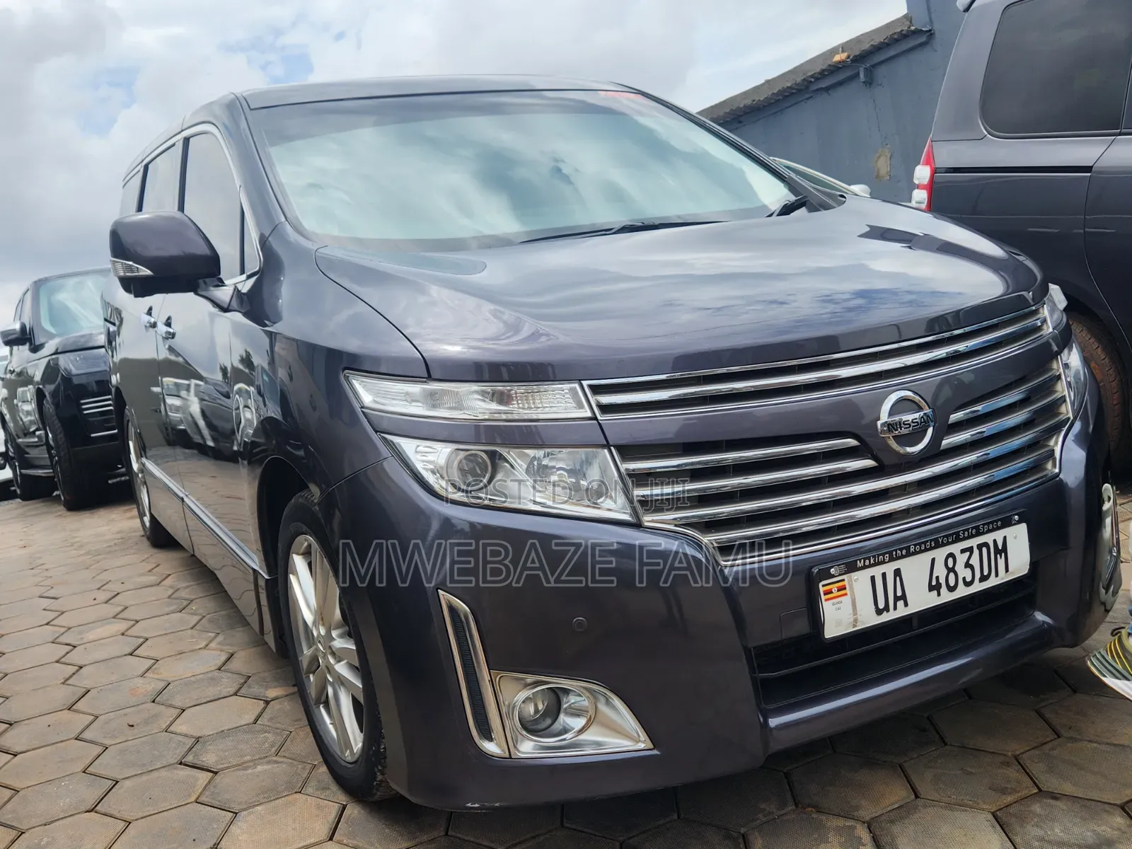 Nissan Elgrand 2015 Gray