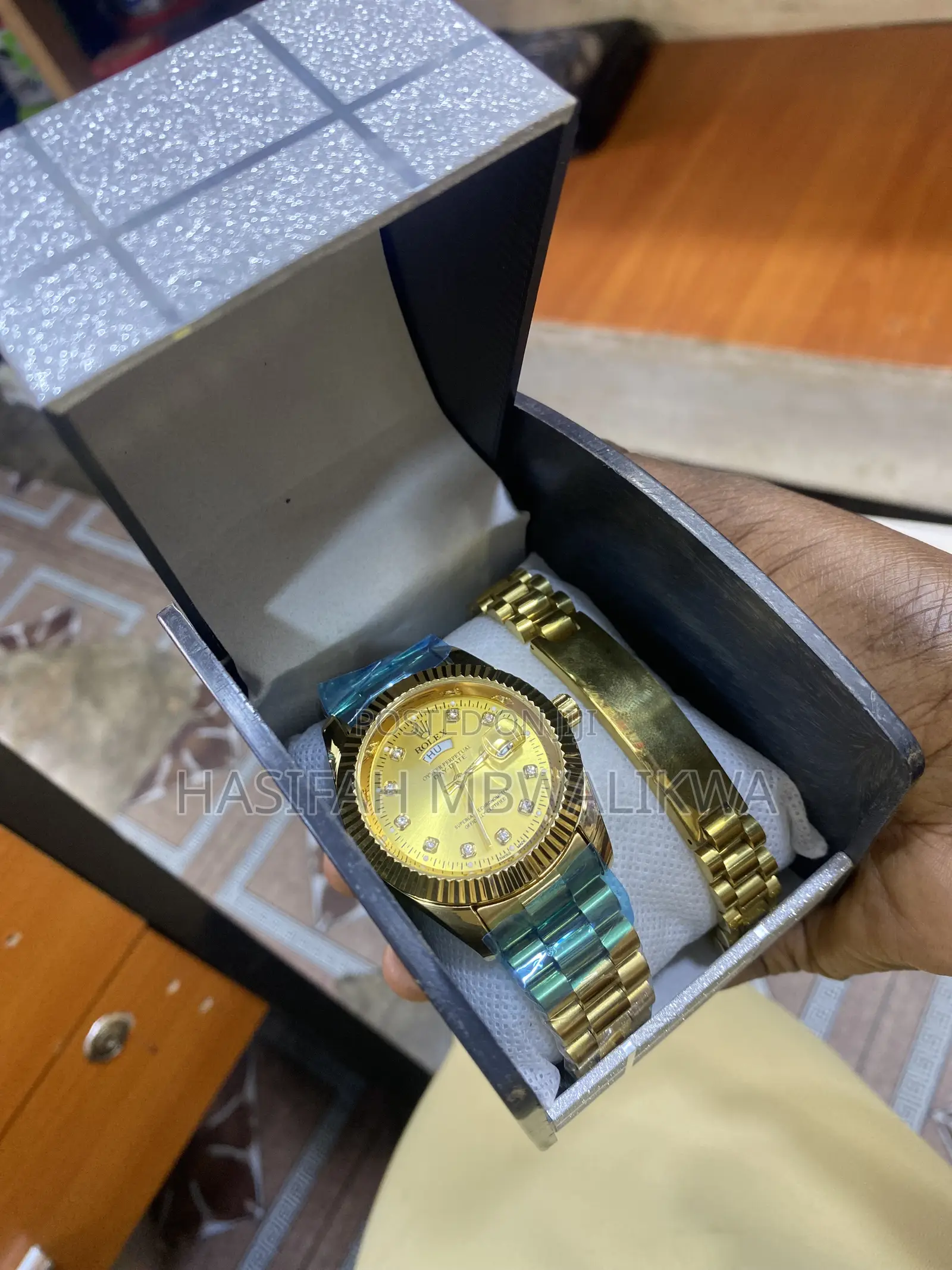 Men’s Gold Rolex Watch With Bracelet