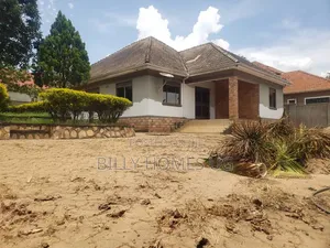 3bdrm Bungalow in Nangabo for sale