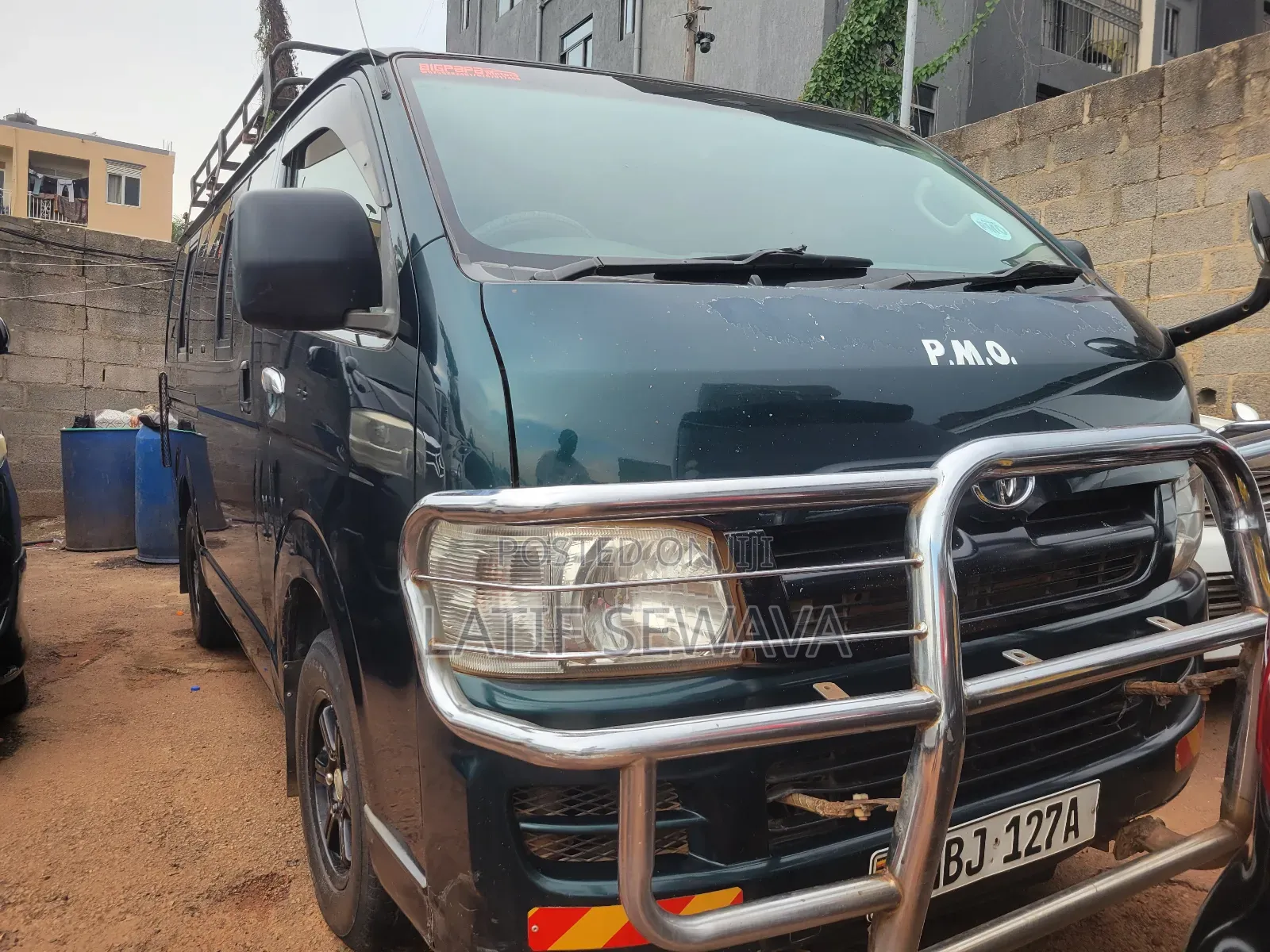 Toyota HiAce 2007 Green
