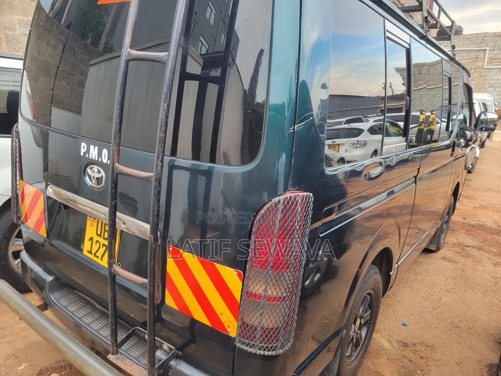 Toyota HiAce 2007 Green